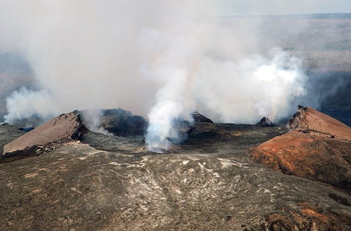 Circle of Fire and Waterfalls Helicopter Tour